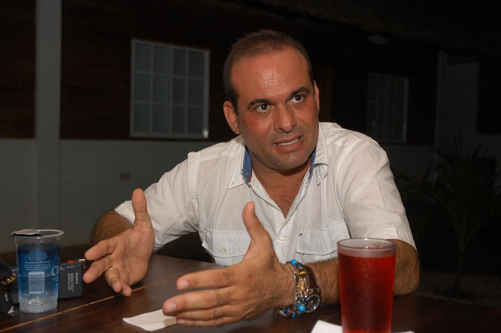 Mancuso daría información sobre Álvaro Uribe, Iván Cepeda y otros a cambio de entrar a la JEP