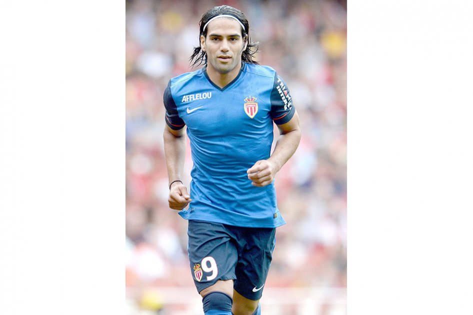 Falcao: no estoy enterado de nada del interés del Real Madrid