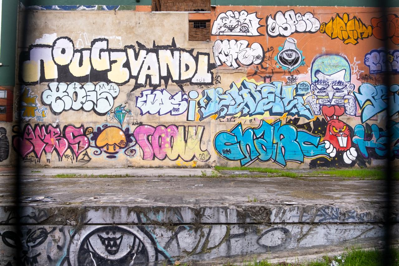 El legado de Diego Felipe Becerra llega al Museo de Bogotá con muestra de arte urbano