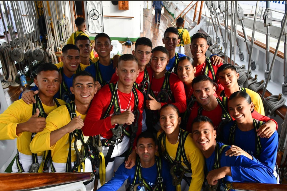 El Mundial de fútbol desde la mitad del mar