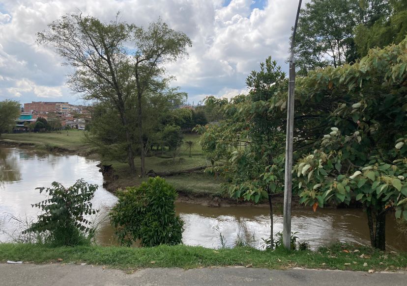 Río Negro, cerca al lugar donde Isabella desapareció.