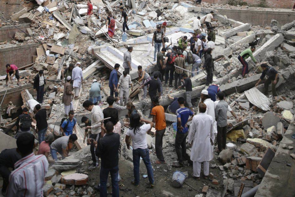 Al menos 449 muertos en el terremoto en Nepal