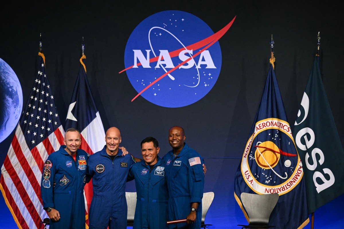 La NASA anuncia a los astronautas de Artemis 3, la misión previa al aterrizaje en la Luna