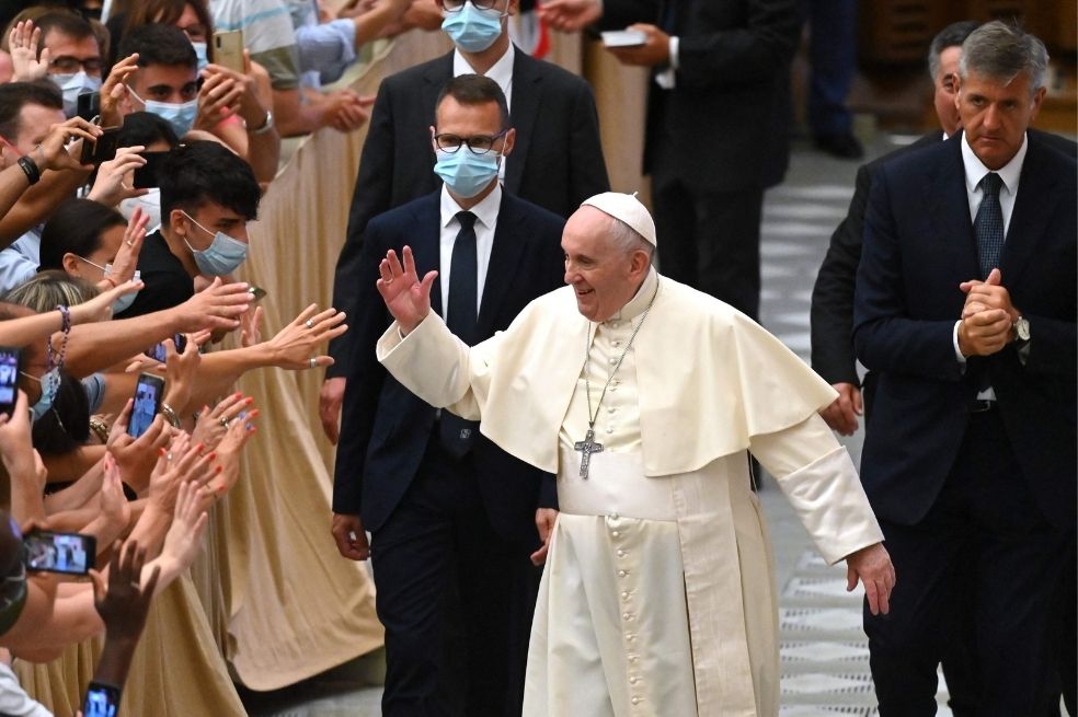 ¡Vacúnense! Lo pide el Papa Francisco como un “acto de amor”