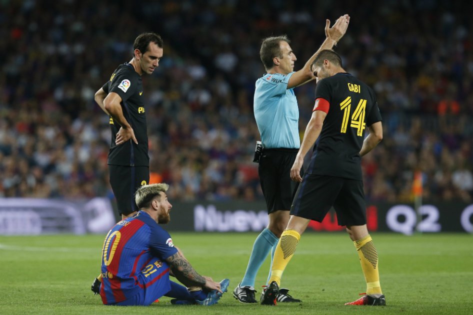 Messi se retira con molestias en empate de Barcelona ante Atlético de Madrid