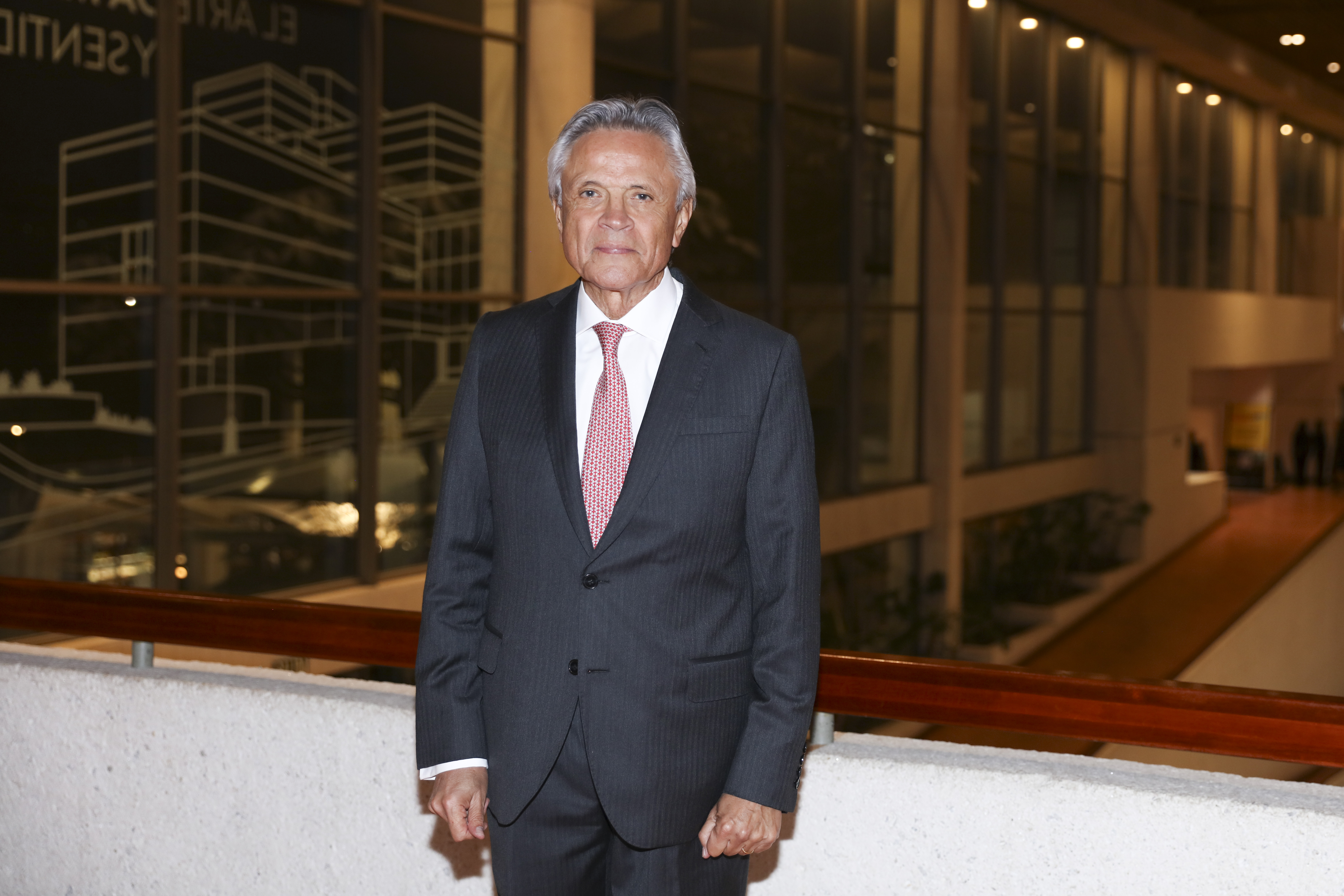 Ramiro Osorio Director teatro Julio Mario Santo Domingo