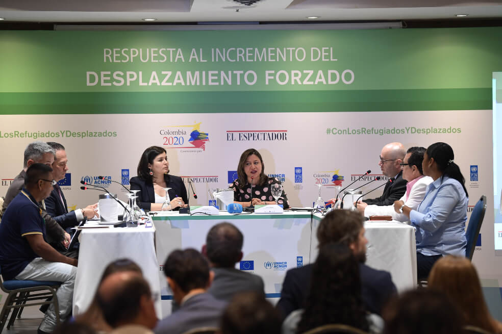 ¿Cómo prevenir y atender el desplazamiento forzado y los confinamientos?