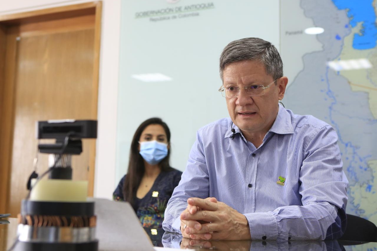 Gobernador encargado de Antioquia, positivo para COVID-19