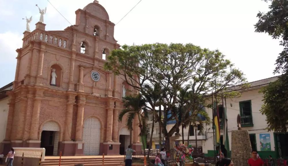 Alrededor de 300 personas invadieron predios en Remedios, Antioquia