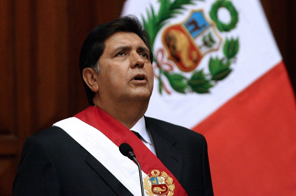 Abren investigación contra fiscales peruanos que investigaban a Alan García