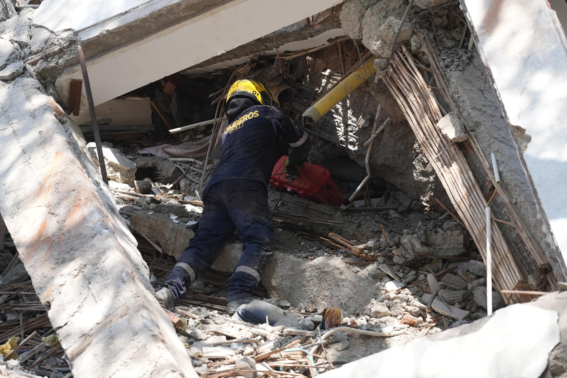 Varias ciudades de Colombia declaran alerta hospitalaria para recibir heridos del terremoto