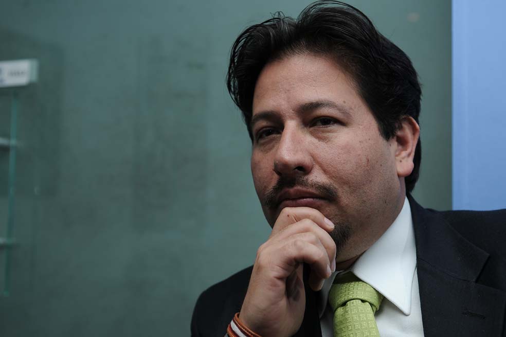 Denuncian «tufillo de extorsión» en destitución del alcalde de Kennedy