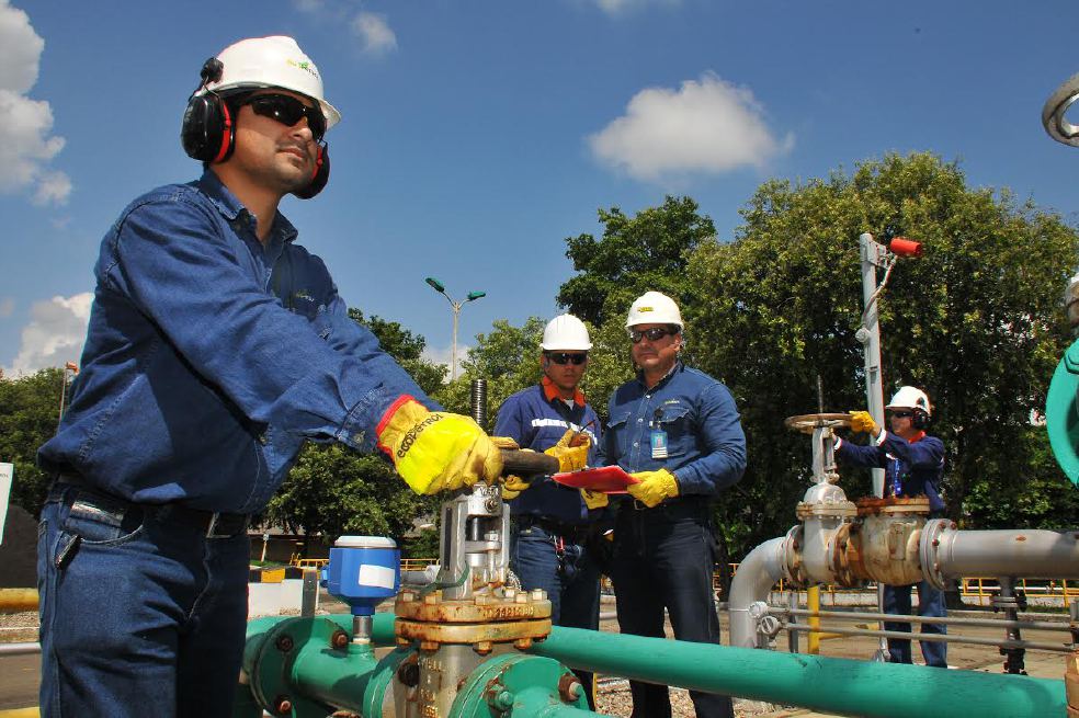 “Fracking”, freno a declive de reservas petroleras