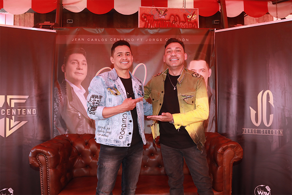 Jean Carlos Centeno y Jorge Celedón este miercoles 15 de junio presentaron su nueva canción Dejala Ir en el restaurante bar Andres DC