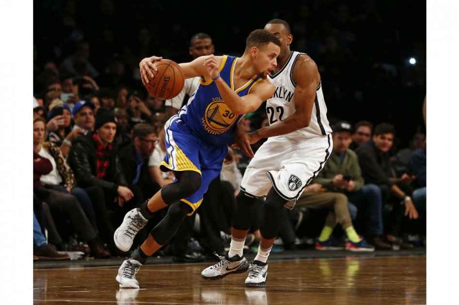Golden State Warriors lograron su victoria número 22 de inicio de temporada. Foto: AFP