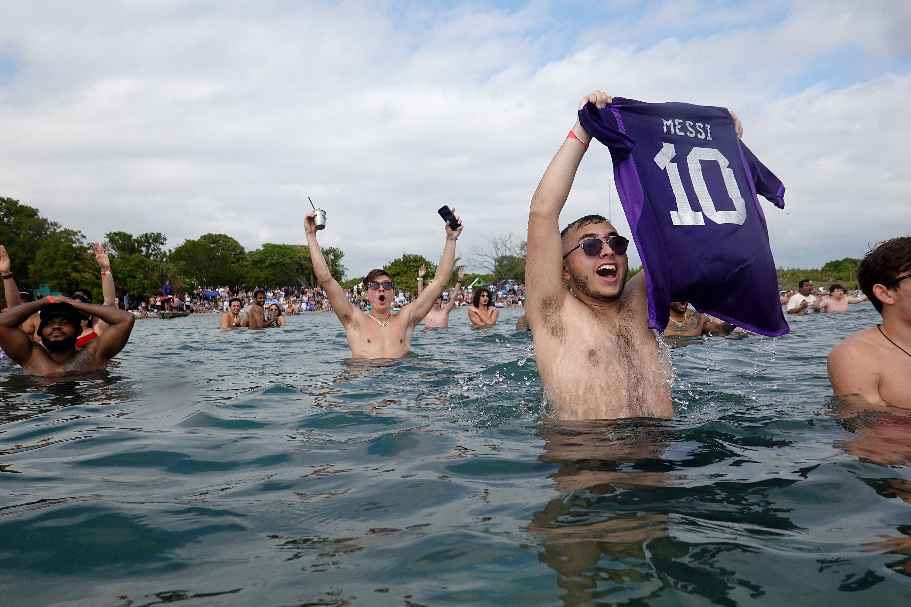 Así celebró el mundo el "Mundial de Messi"