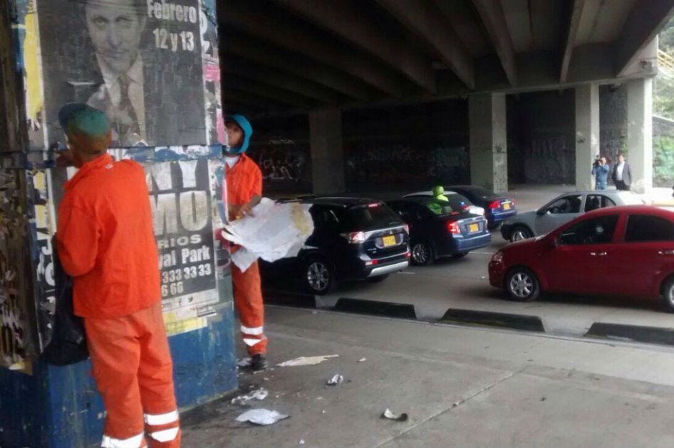 En Bogotá han retirado más de 5.000 afiches por contaminación visual
