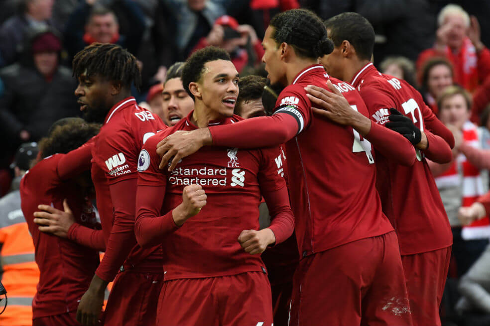 Liverpool sufrió para vencer a Tottenham y recuperó la punta de la Premier League