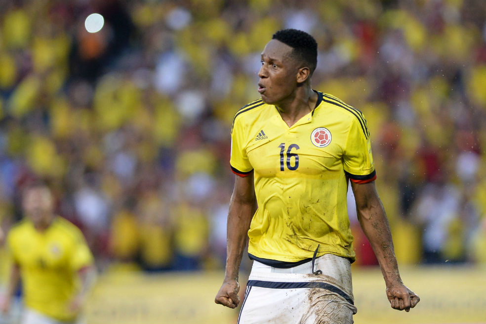 Los interrogantes que evitarían que Yerry Mina llegue al Barcelona en enero