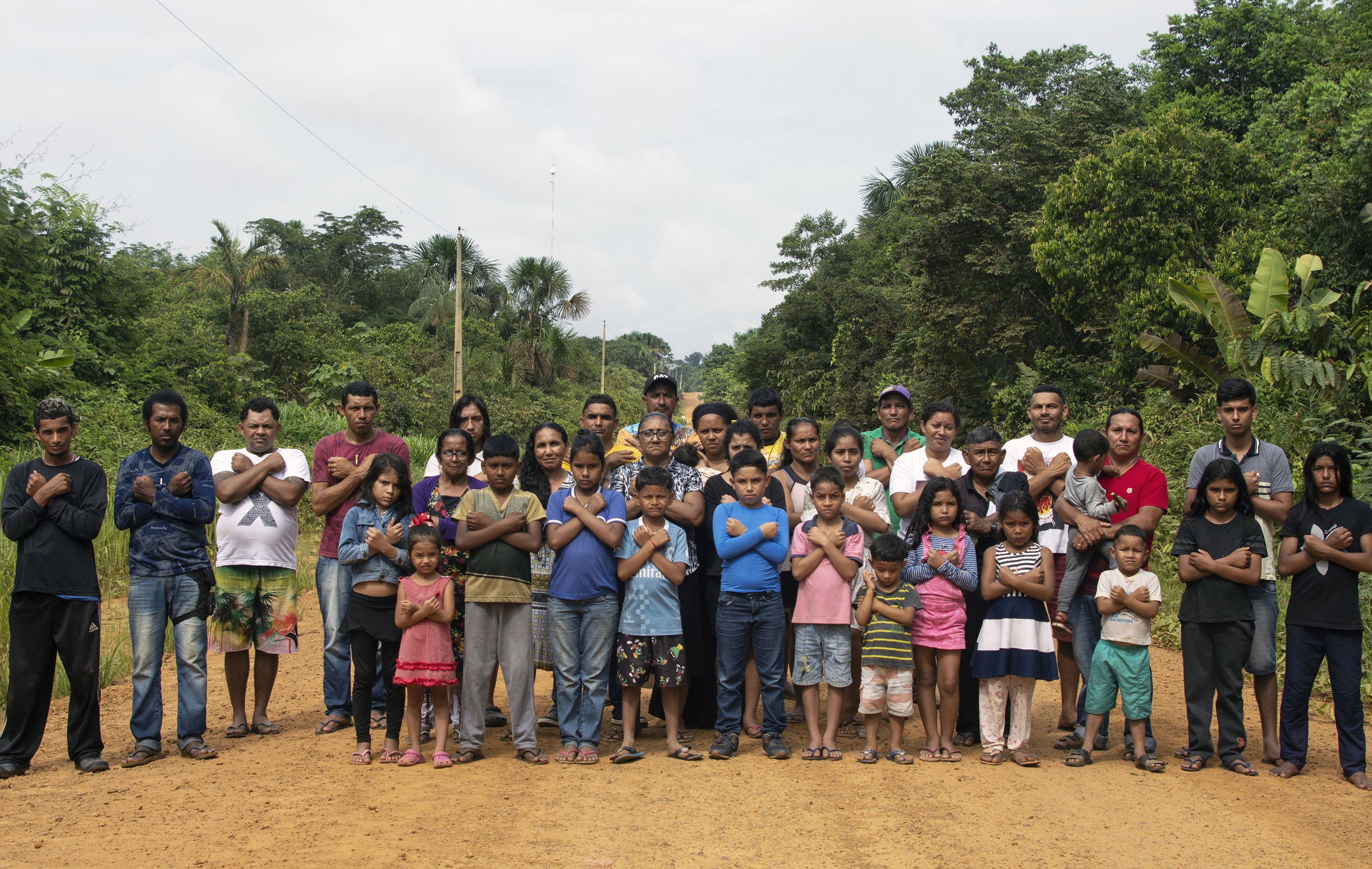 Indígenas Mura, en Brasil  y su lucha por proteger la Amazonia su territorio.