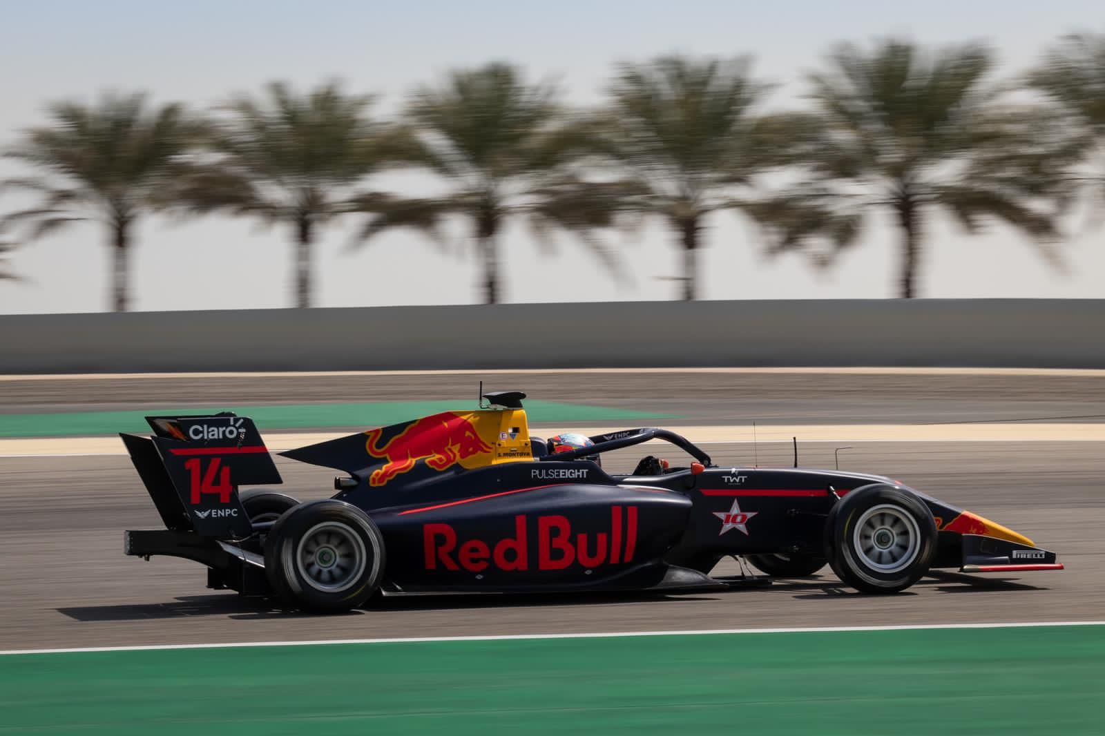Sebastián Montoya, piloto de la Escudería Telmex Claro y del equipo Hitech Grand Prix de la F3, siendo piloto júnior de Red Bull.