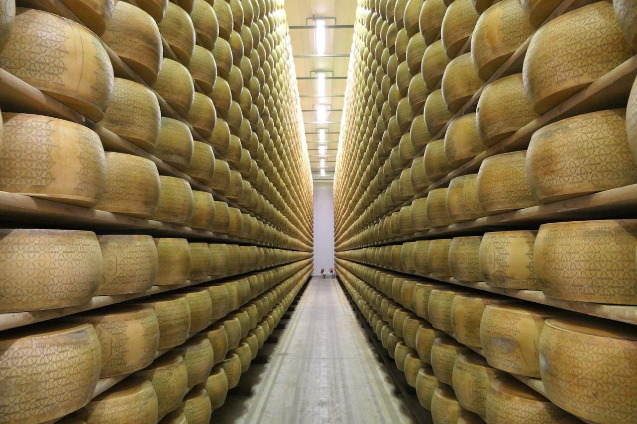 Un italiano murió aplastado por toneladas de ruedas de queso