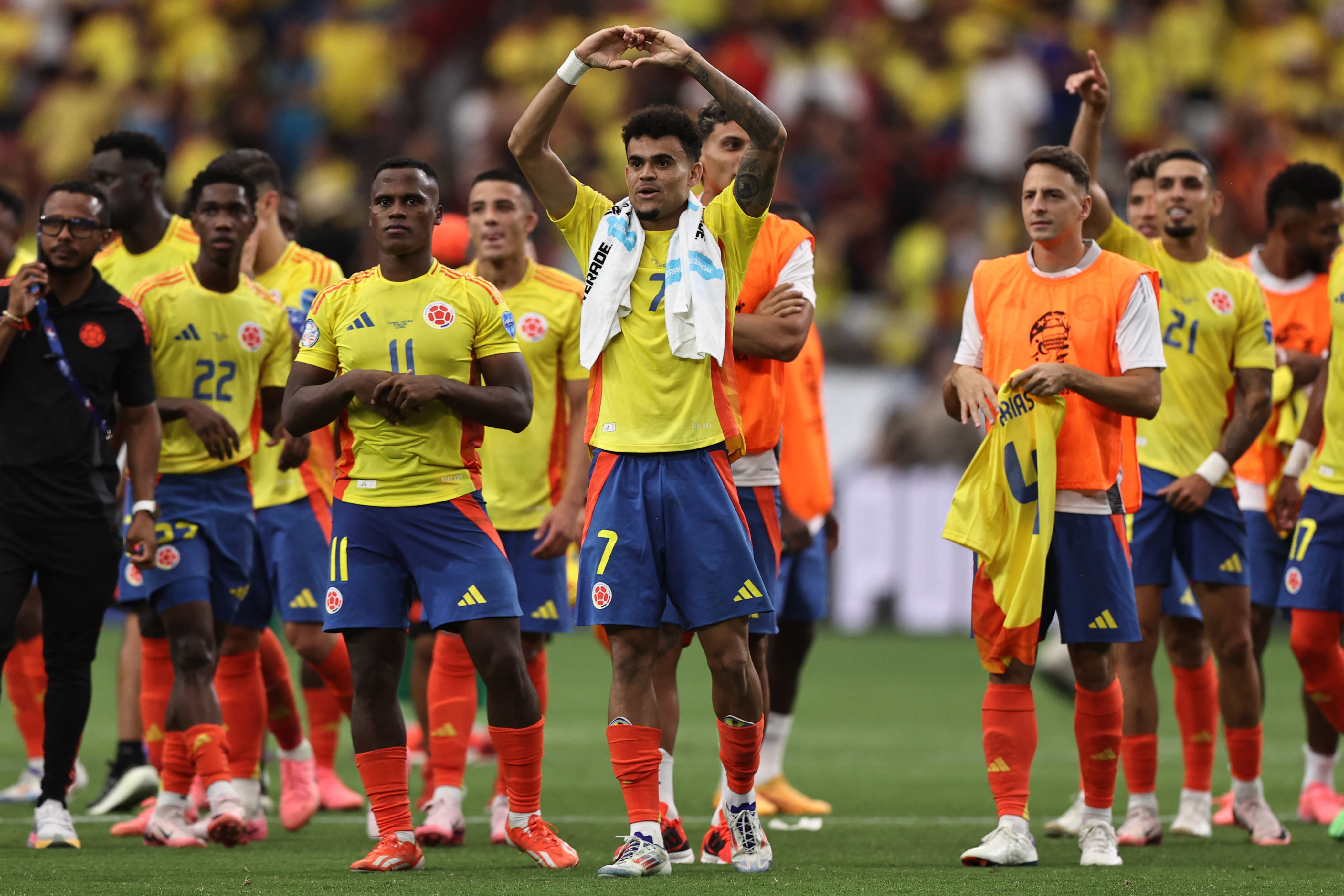 La titular de Colombia vs. Perú: la selección va sin James Rodríguez, oficial