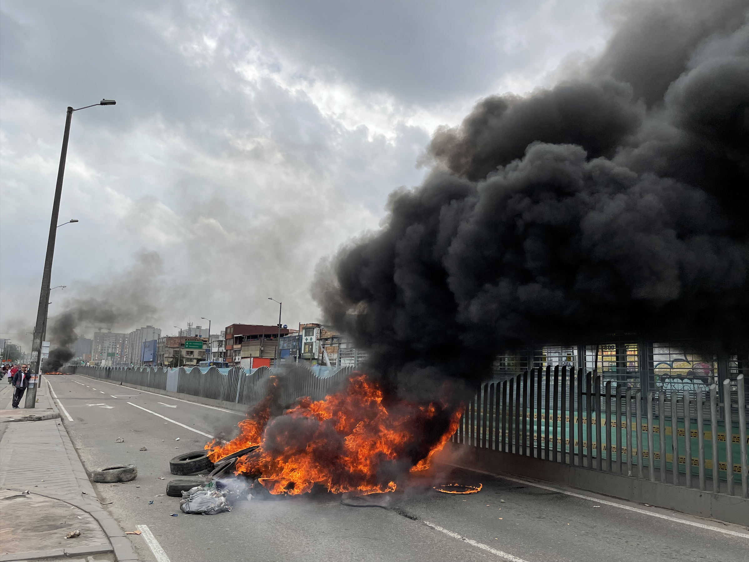 En fotos: así fueron las manifestaciones de bicitaxistas y mototaxistas en Bogotá