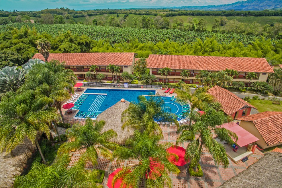 Decameron inició la reapertura de sus hoteles en Colombia
