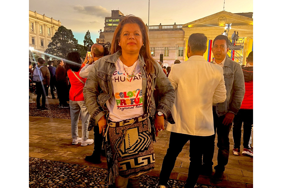 Denuncian ataque en contra de caravana de una de las exesposas de Gustavo Petro