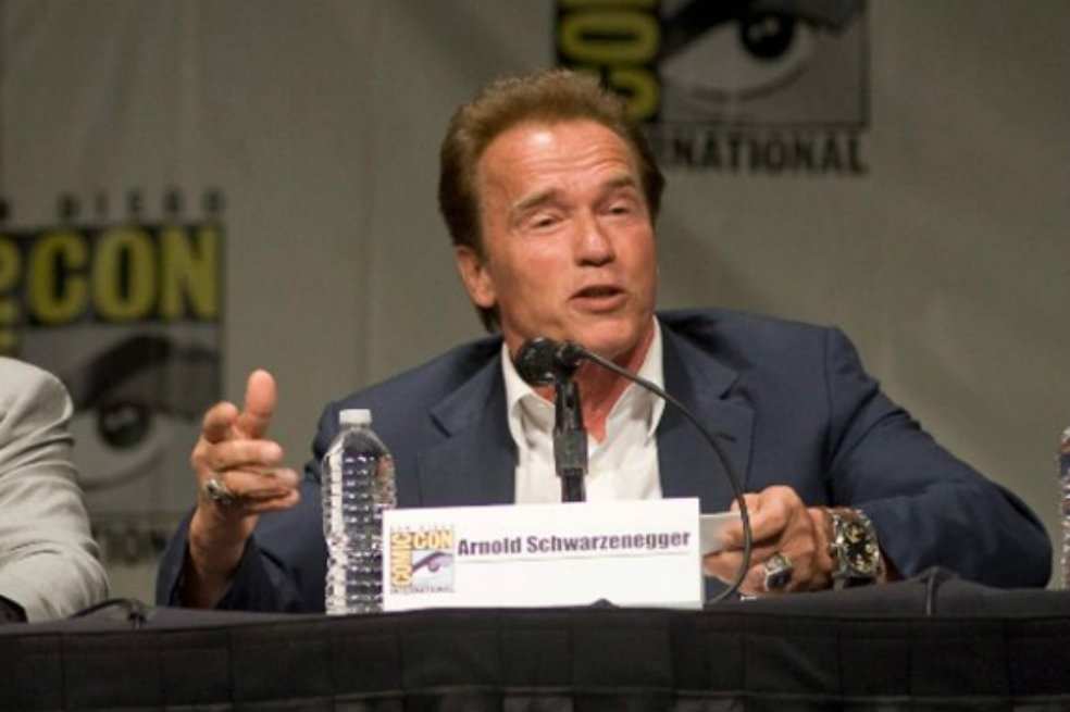 «He vuelto»: Arnold Schwarzenegger