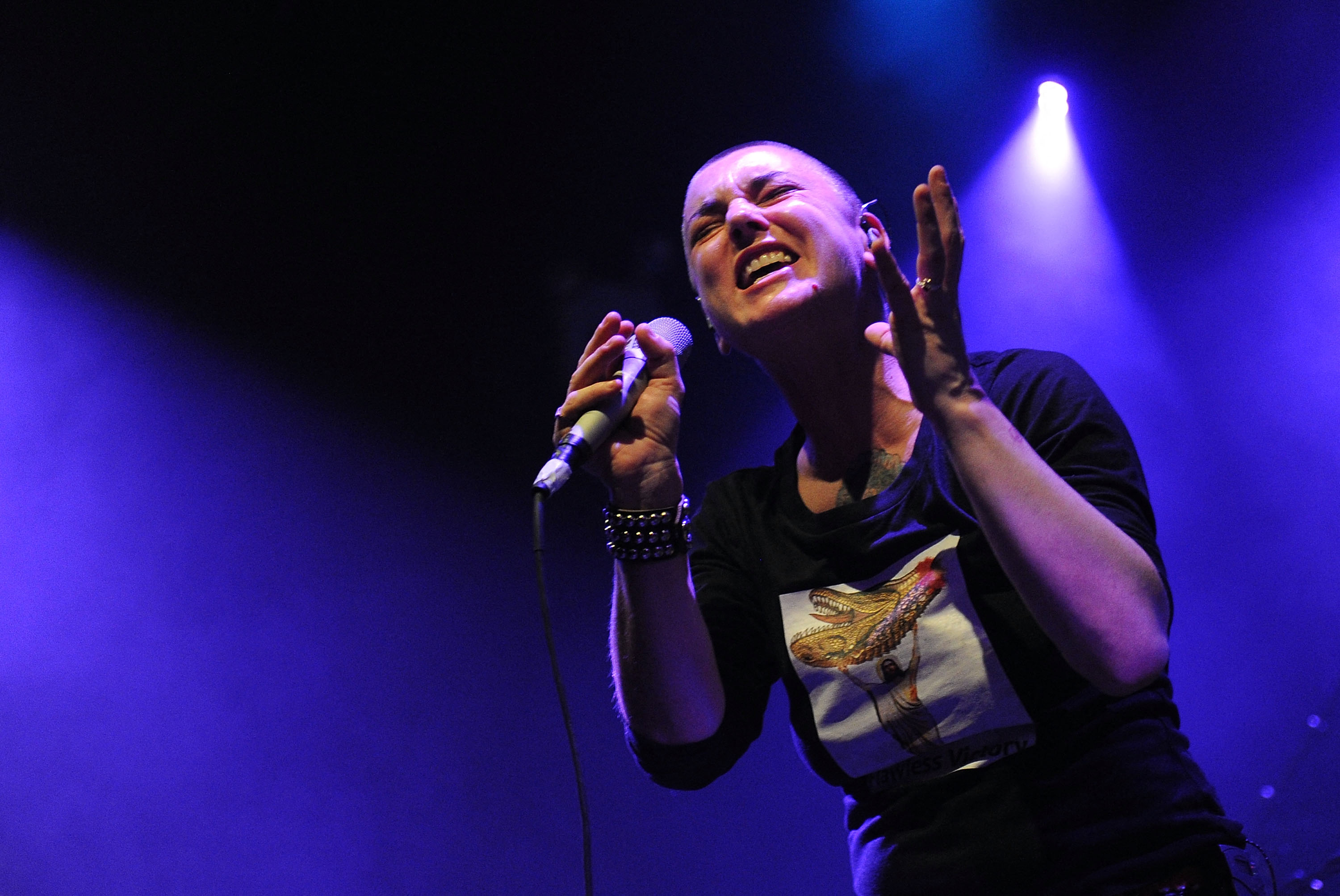 Revelan causa de muerte de Sinéad O’Connor un año después de su fallecimiento