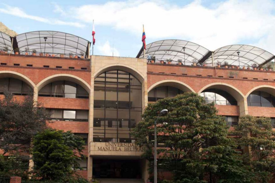 Tres personas heridas deja explosión por accidente en la Universidad Manuela Beltrán