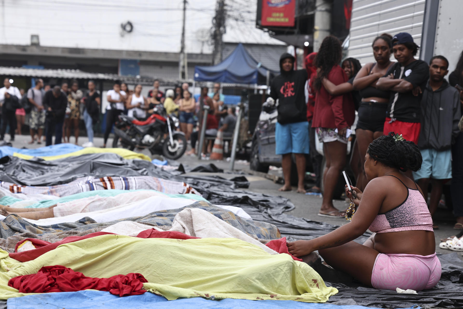 Suben a 132 los muertos en operativo contra el Comando Vermelho en Brasil