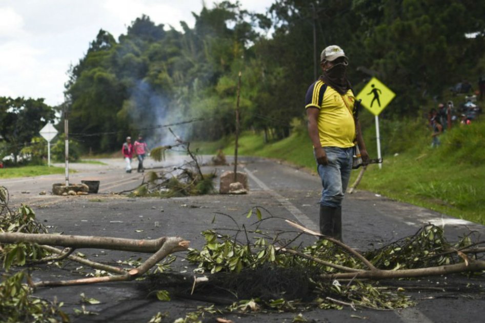 Gobierno y comunidades indígenas acuerdan apertura paulatina de la vía Panamericana