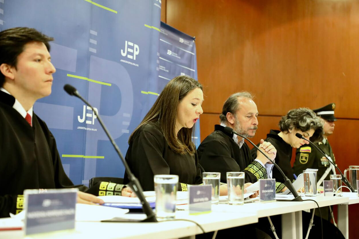 JEP crea subsalas para estudiar los casos de terceros civiles