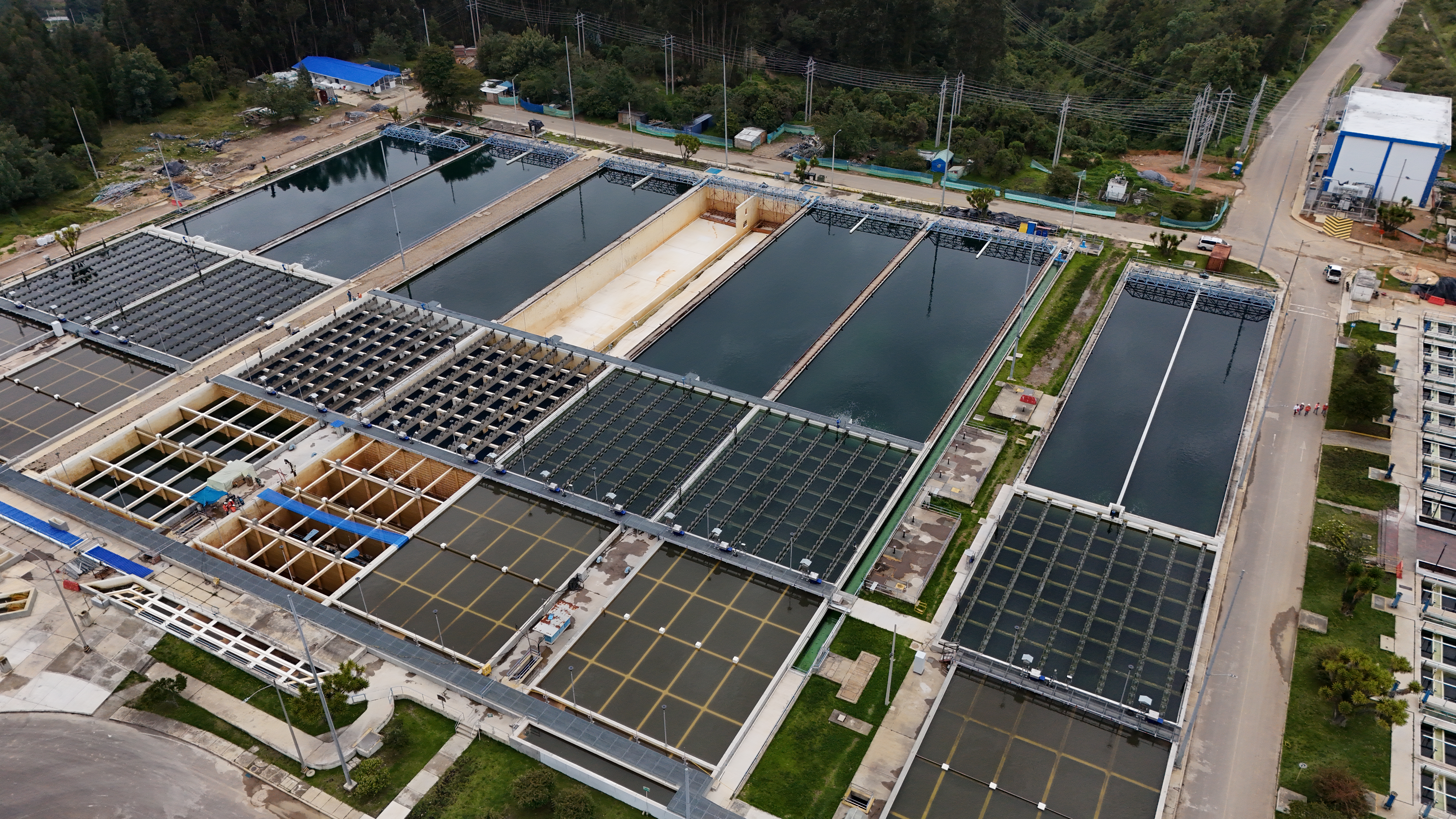 Acueducto avanza en cambio de compuertas en Tibitoc para mejorar servicio de agua en Bogotá