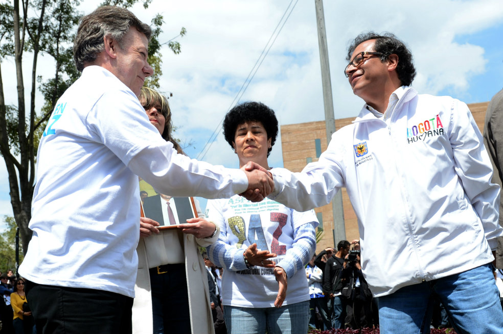 El 9 de abril, entre las diferencias políticas