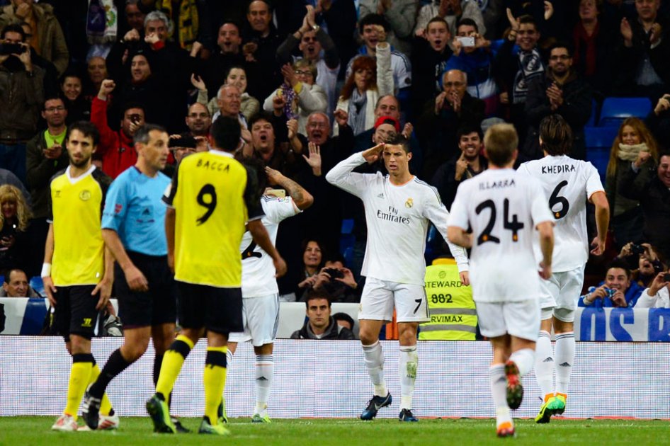 Como un comandante, así celebró Cristiano Ronaldo