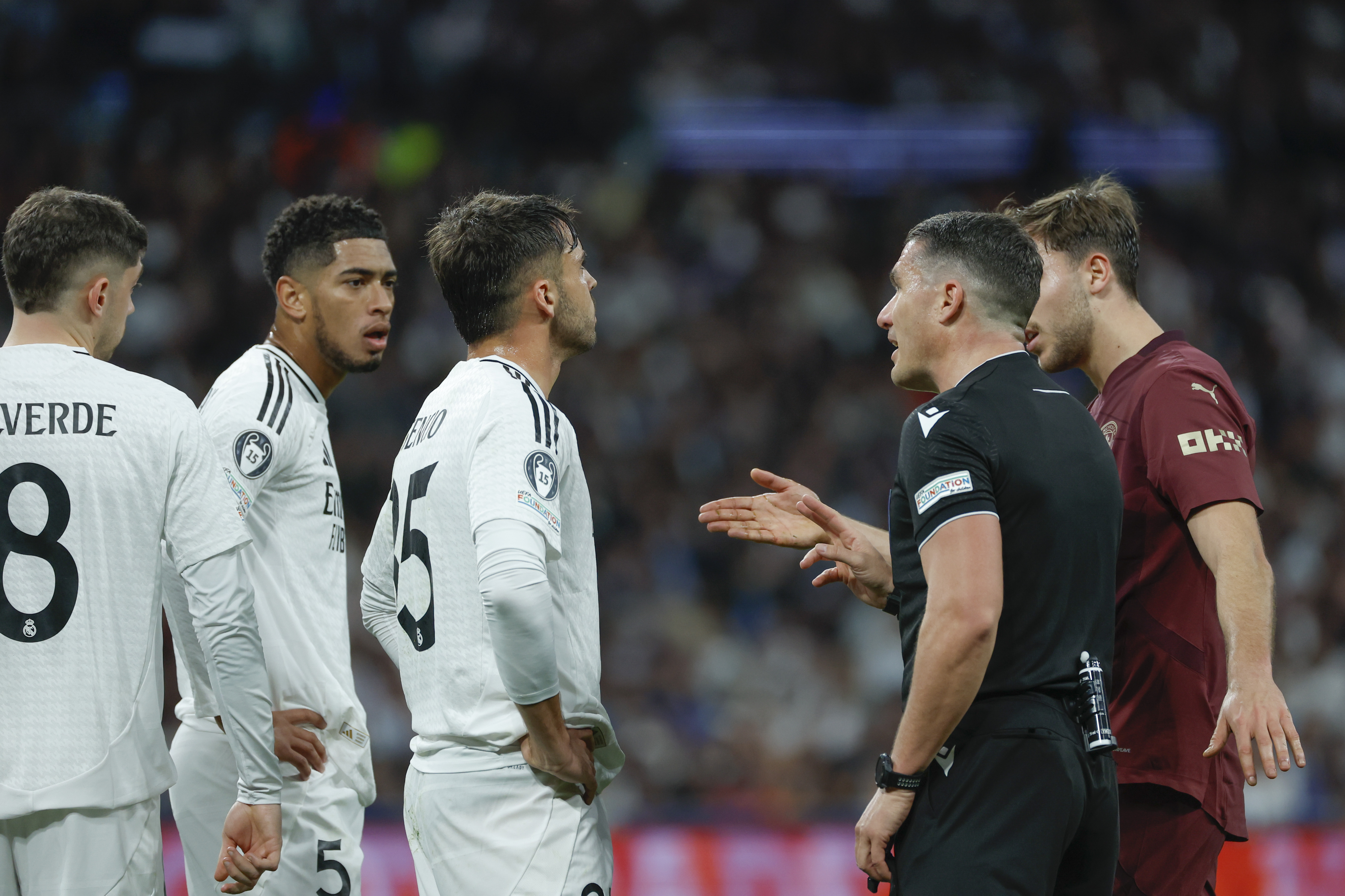 Los árbitros llevarán cámaras corporales en el Mundial de Clubes