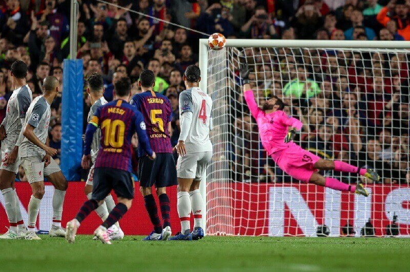 Messi y los tiros libres: una virtud adquirida
