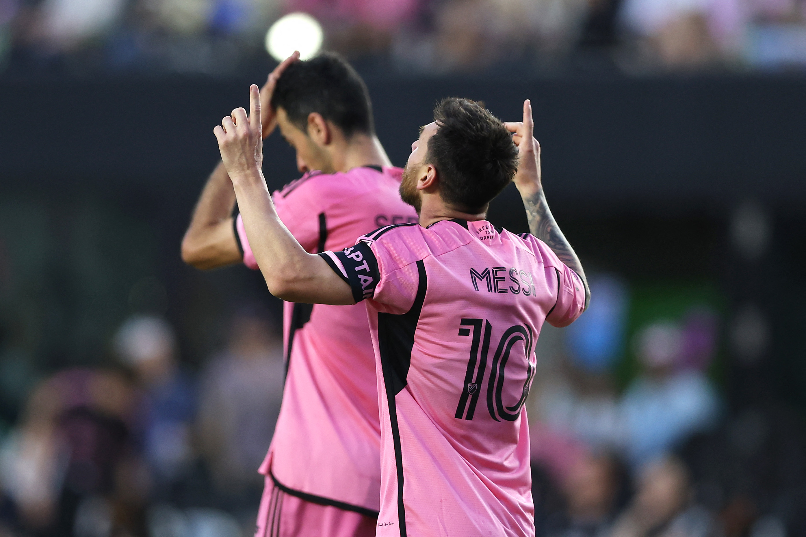 Lionel Messi #10 del Inter Miami CF celebra después de marcar un gol durante la segunda mitad contra el Orlando City SC en el Chase Stadium el 2 de marzo de 2024 en Fort Lauderdale, Florida. Megan Briggs/Getty Images/AFP