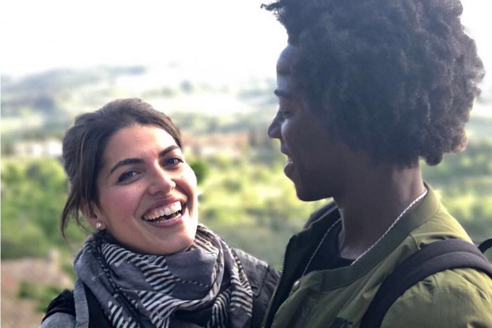 Ella es Noelia Polvoria, la artista y esposa de Carlos Sánchez