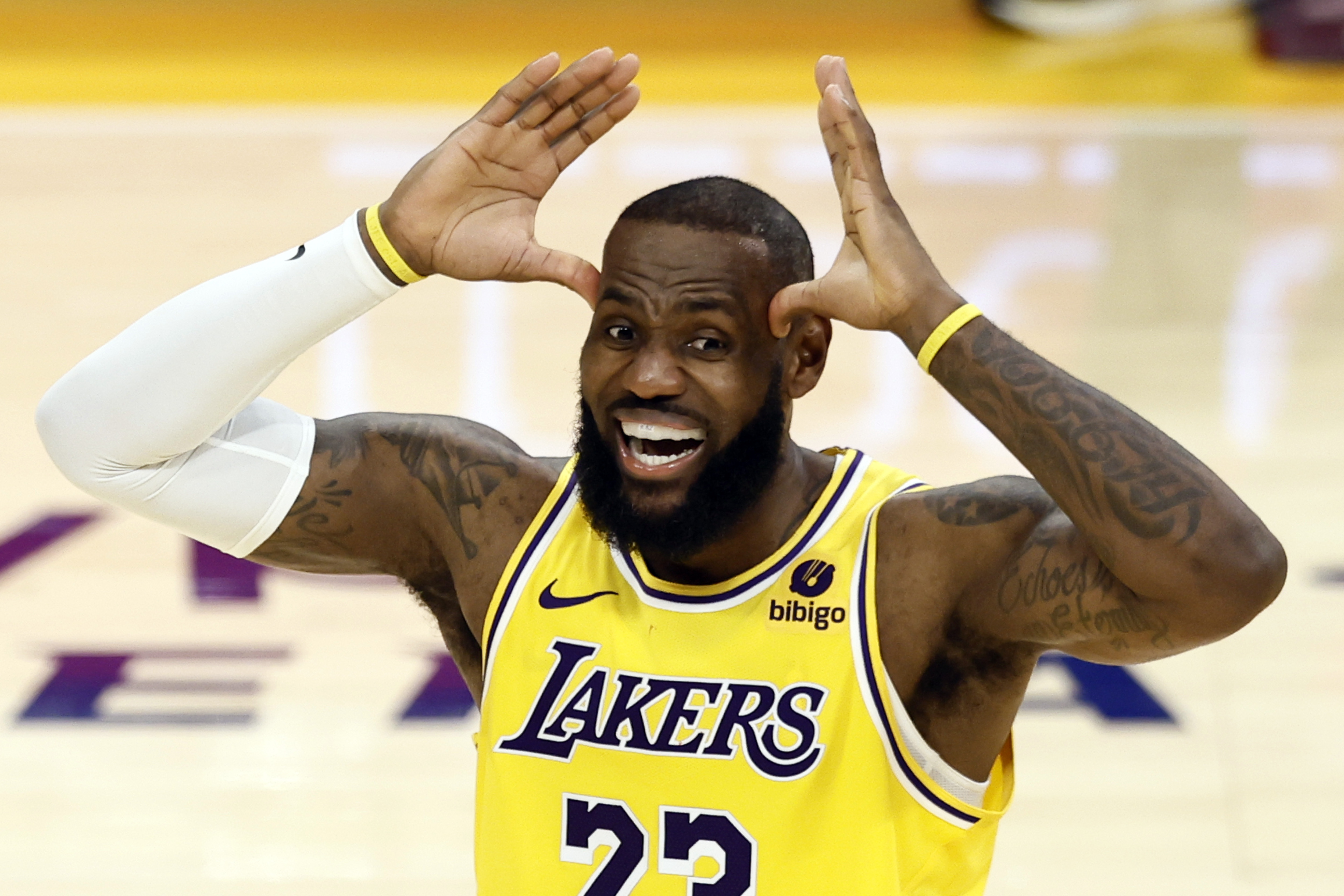 Las dos caras de LeBron James: hombre récord en unos Lakers sin jerarquía