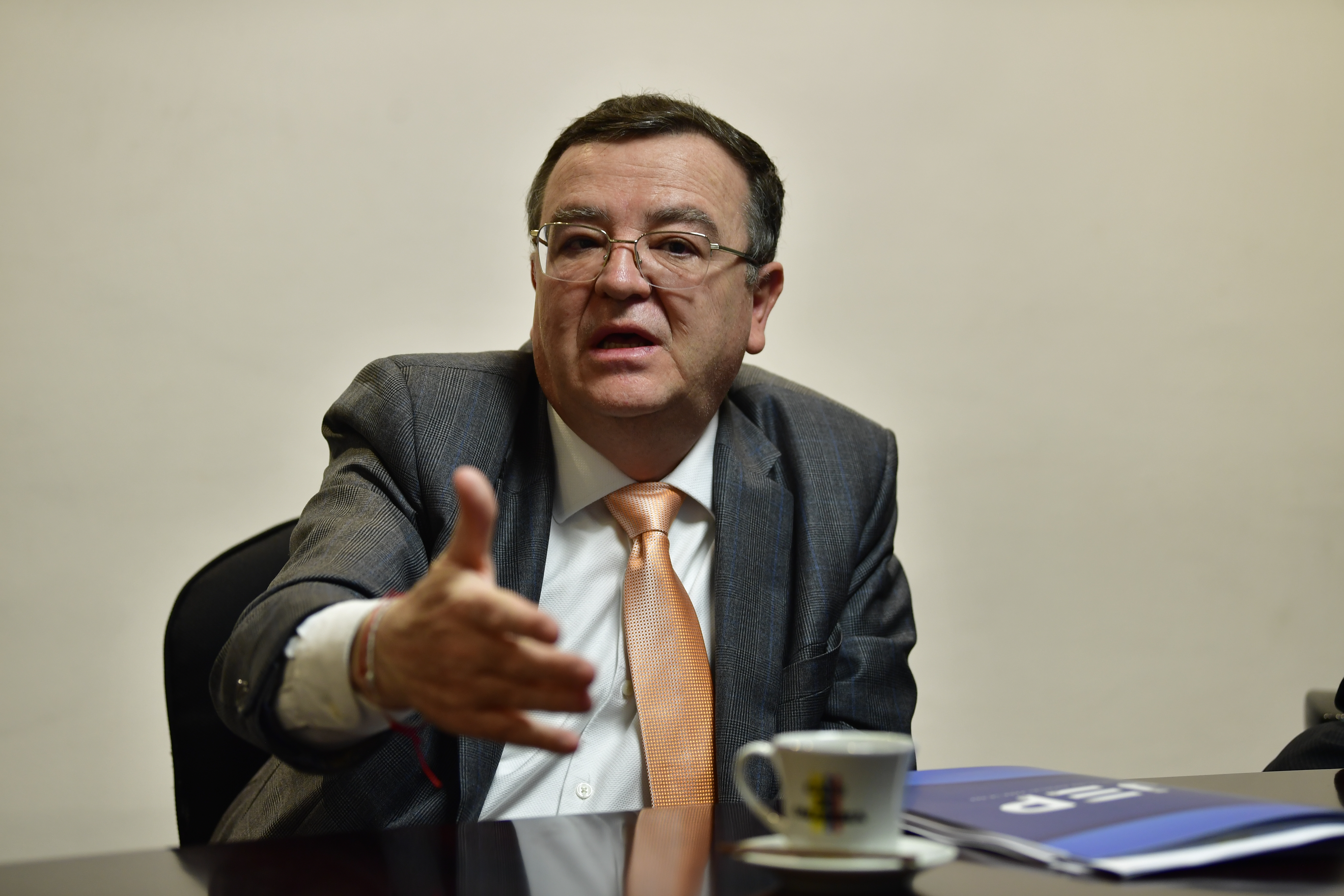 Dice el presidente de la JEP: “No queremos sentencias de papel”