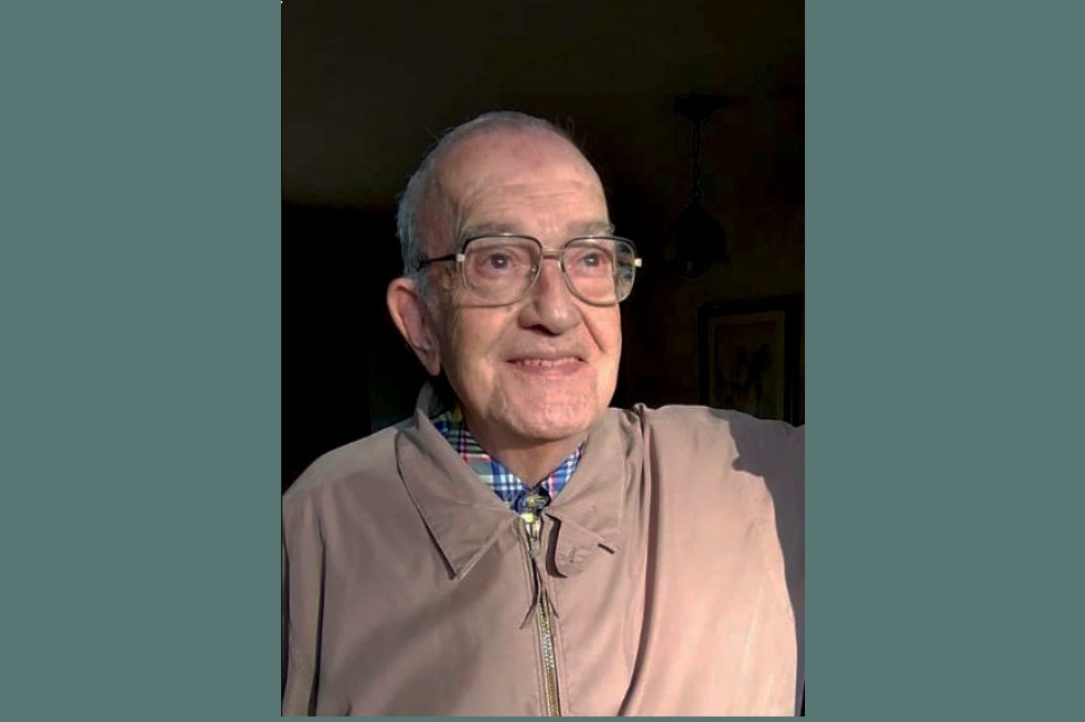 Jota Guillermo Escobar Mejía, profesor de ética y exprocurador.