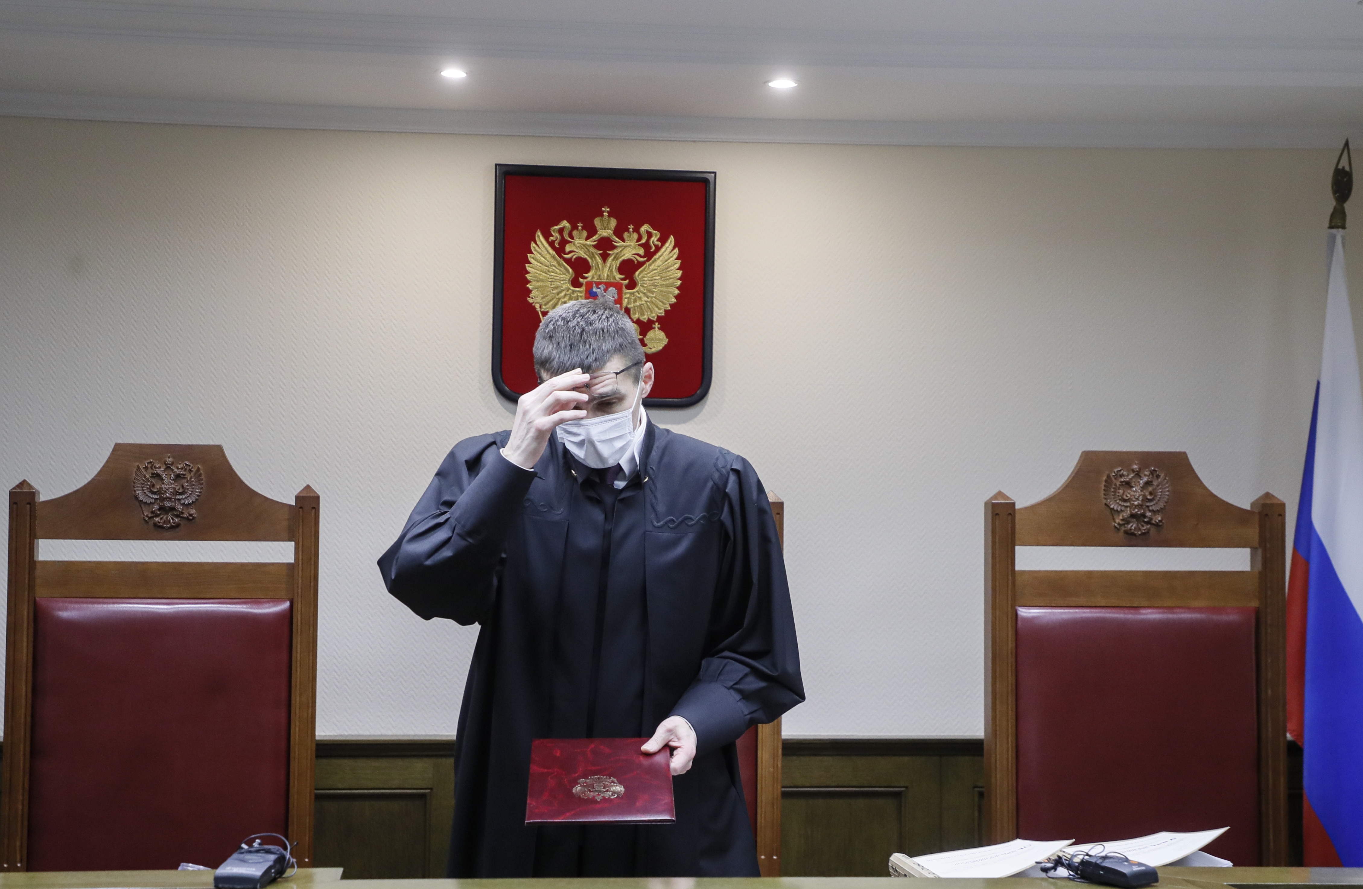 Rusia prohíbe movimiento LGBT por “extremista”