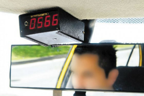 Distrito asegura que no se eliminarán taxímetros en Bogotá