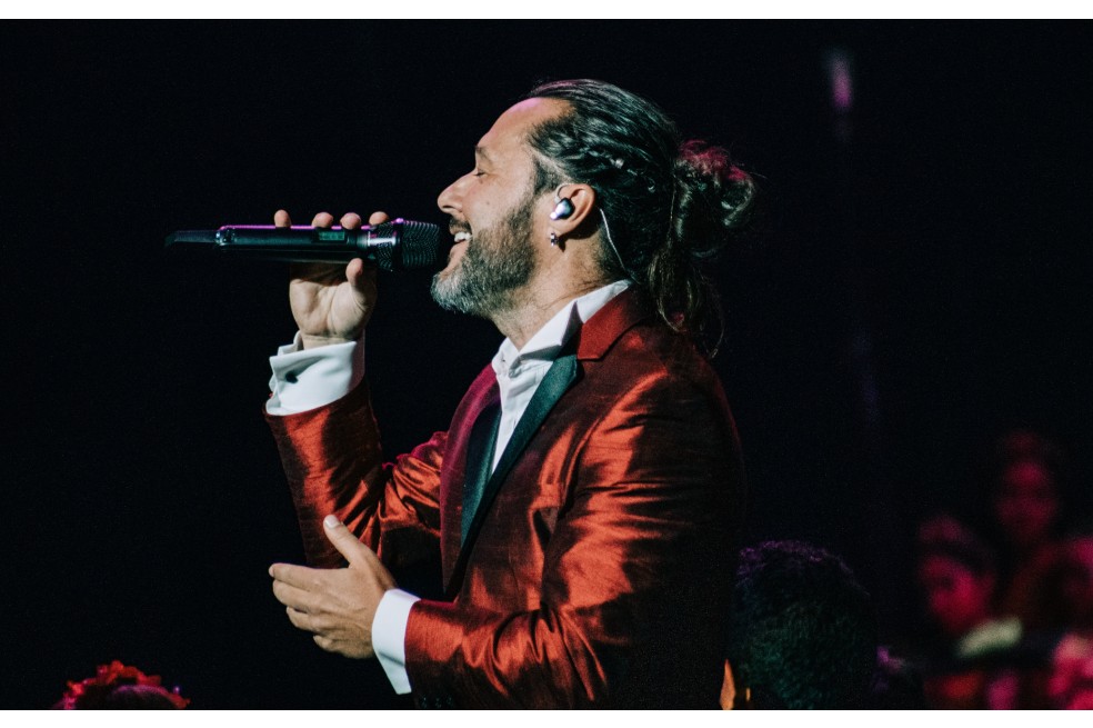 Diego Torres lanza su “Sinfónico” con especial de Navidad en televisión