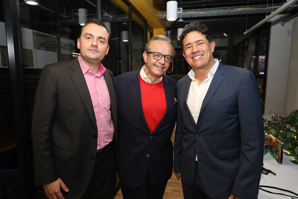 José Julián lopez , Juan Carlos Bernal vizcaino y Mario Bolivar Camacho